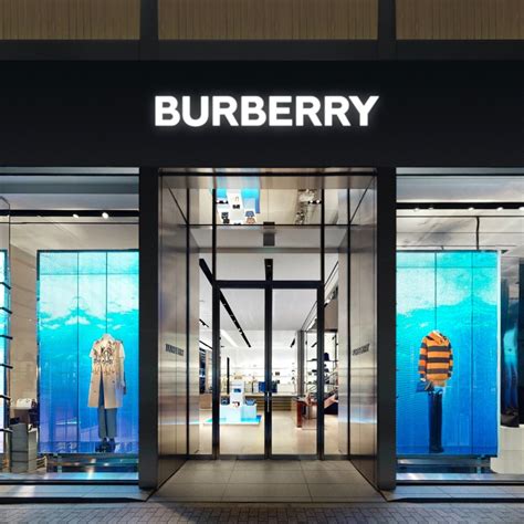 burberry outlet online store|burberry official outlet store.